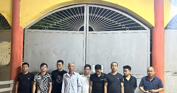 Công an Hưng Yên triệt phá tụ điểm đánh bạc, bắt giữ 10 đối tượng