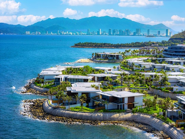 B&aacute;n đảo Tỷ ph&uacute; Villa Le Corail, A Gran Meli&aacute; Hotel &ndash; &ldquo;h&agrave;ng x&oacute;m&rdquo; của La Ti&ecirc;n Villa. &nbsp;