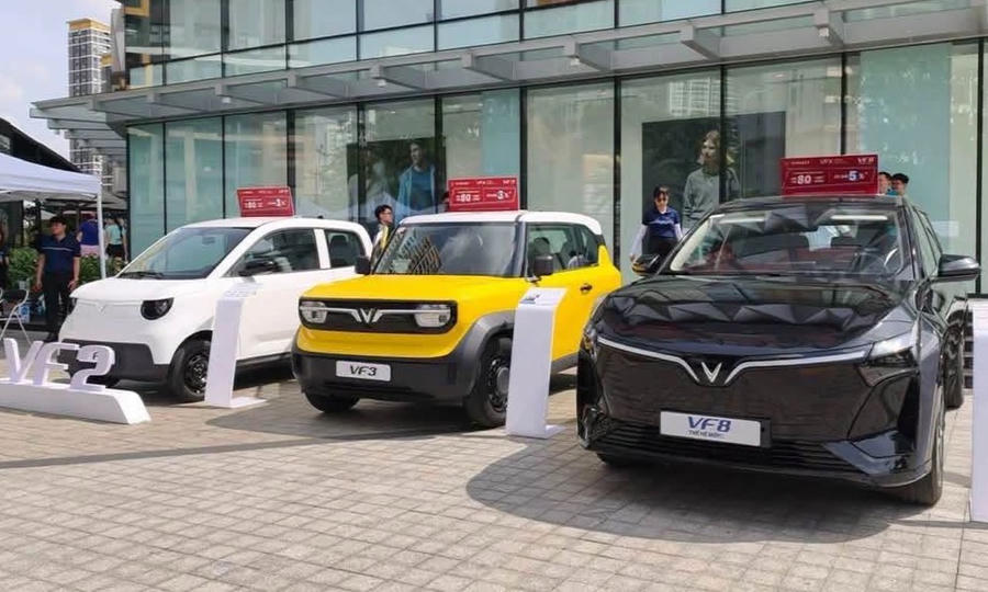 Cựu nhân viên VinFast lĩnh 17 năm tù vì làm giả- giả mạo hồ sơ ưu đãi mua xe