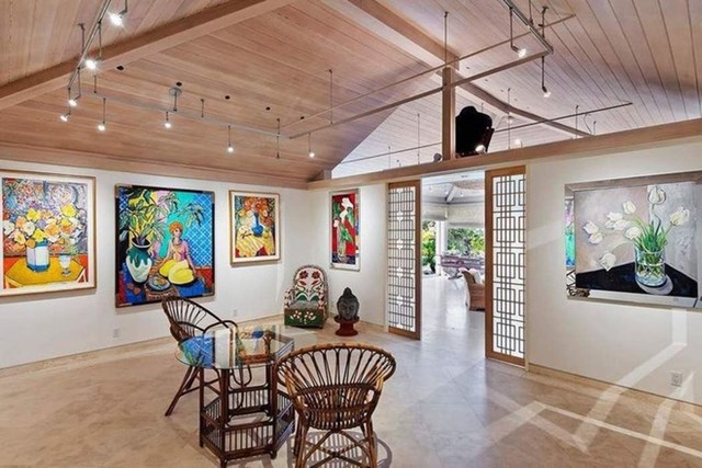 Studio nghệ thuật độc đ&aacute;o, đầy m&agrave;u sắc l&agrave; một trong những tiện &iacute;ch th&uacute; vị, nổi bật nhất của bất động sản n&agrave;y.