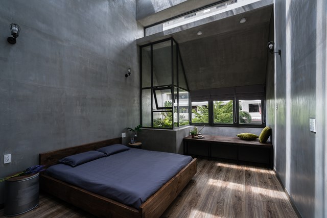 Kh&ocirc;ng gian mở c&oacute; thể t&iacute;ch lớn hơn kh&ocirc;ng gian tủ quần &aacute;o - ph&ograve;ng ngủ. &nbsp;