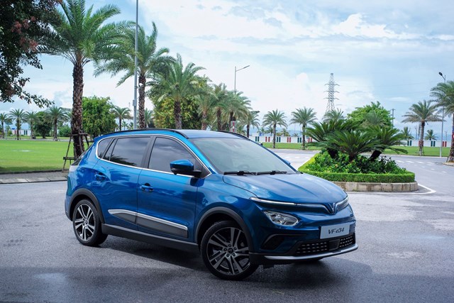 Kh&aacute;ch h&agrave;ng t&acirc;m đắc với lựa chọn xe điện bởi chi ph&iacute; vận h&agrave;nh chỉ bằng 1/5 xe xăng &nbsp;