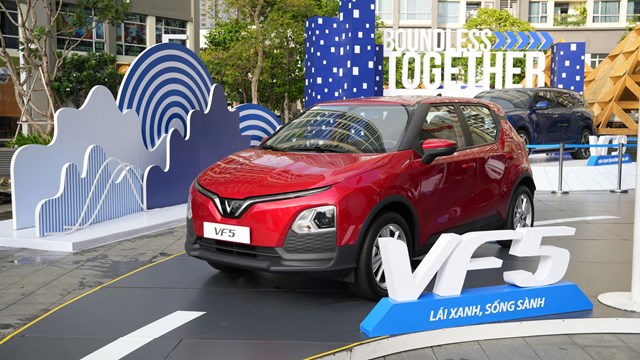 Qu&yacute; I/2024, doanh số VF 5 Plus &aacute;p đảo c&aacute;c mẫu xe c&ugrave;ng ph&acirc;n kh&uacute;c tại thị trường Việt. &nbsp;