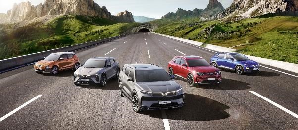 VinFast &ldquo;chơi lớn&rdquo; khi tặng v&agrave;ng cho kh&aacute;ch h&agrave;ng &ldquo;rinh&rdquo; xe điện trong th&aacute;ng 3. &nbsp;