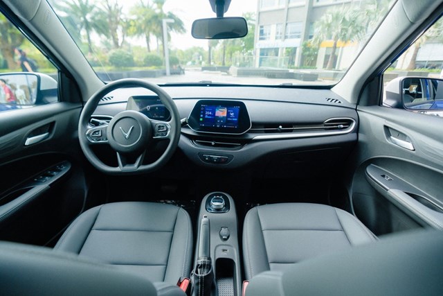 VF 5 Plus c&oacute; thiết kế kh&ocirc;ng gian rộng r&atilde;i, h&agrave;m lượng c&ocirc;ng nghệ cao v&agrave; tối ưu chi ph&iacute;. &nbsp;