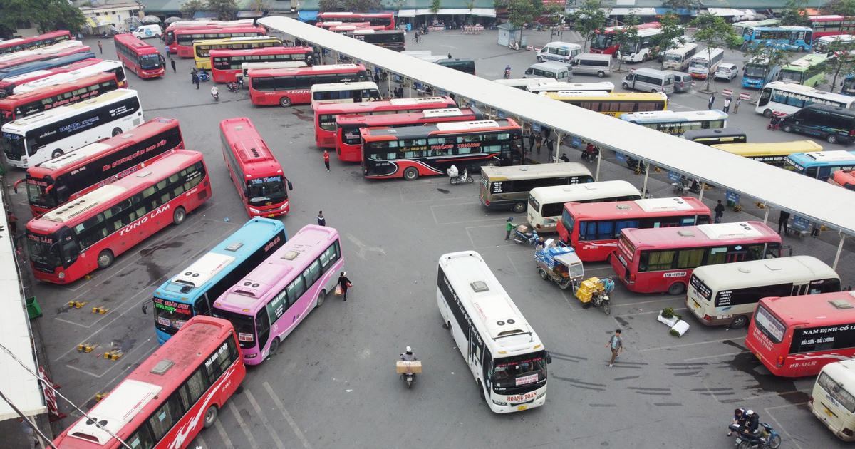 Bộ Xây dựng yêu cầu không để thiếu phương tiện, siết giá vé dịp lễ 30/4–1/5
