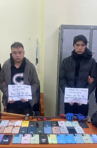 Hai đối tượng bị bắt giữ.