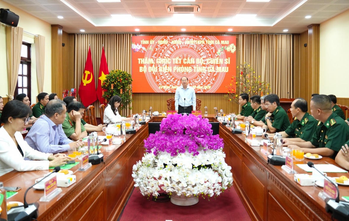 Bí thư Tỉnh ủy Cà Mau thăm, chúc Tết cán bộ, chiến sĩ BĐBP Bí thư Tỉnh ủy Cà Mau thăm, chúc Tết cán bộ, chiến sĩ BĐBP