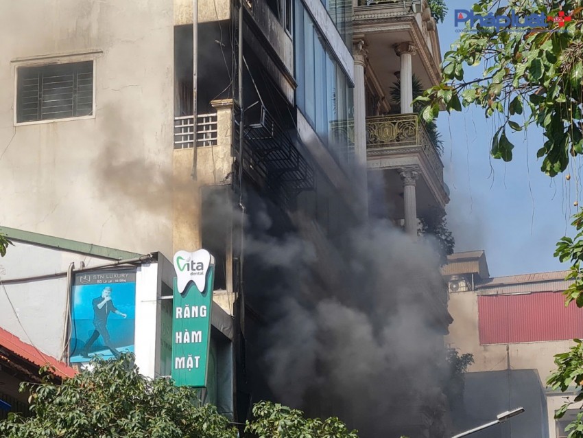 Danh tính các nạn nhân tử nạn trong vụ cháy nhà trên phố Lê Lợi, Hà Đông Danh tính các nạn nhân tử nạn trong vụ cháy nhà trên phố Lê Lợi, Hà Đông