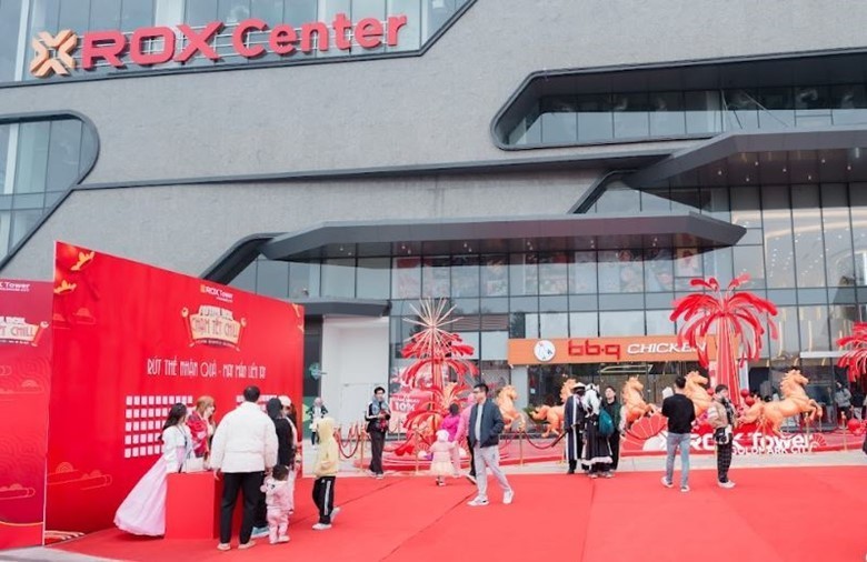 Festive ROX – Chạm Tết Chill diễn ra trong trong dịp cận Tết tại ROX Center Goldmark City_136 Hồ Tùng Mậu Festive ROX – Chạm Tết Chill diễn ra trong trong dịp cận Tết tại ROX Center Goldmark City_136 Hồ Tùng Mậu