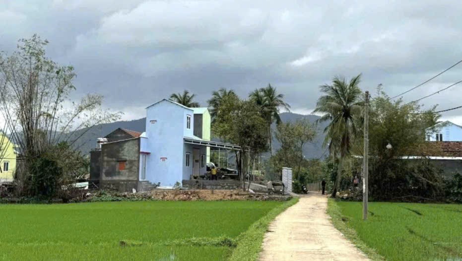 Đắk Lắk: Nhân dân vùng “rốn lũ” Hòa Thịnh rộn ràng đón Tết, vững niềm tin theo Đảng