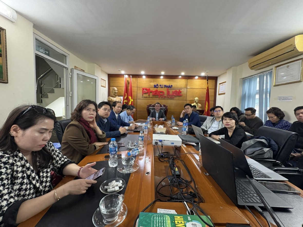 Đảng bộ Báo PLVN tham dự nghiêm túc Hội nghị toàn quốc triển khai thực hiện Nghị quyết Đại hội XIV của Đảng