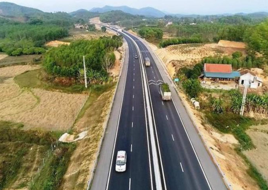 Loạt chính sách mới về giao thông có hiệu lực từ năm 2026 cần chú ý