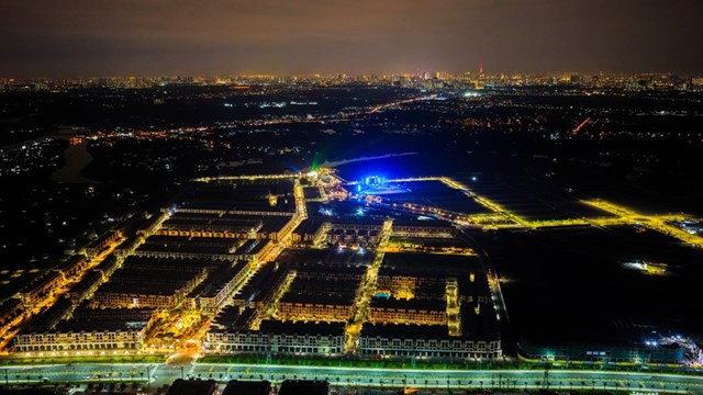 Thành phố Thiên niên kỷ T&T City Millennia bừng sáng trước đại nhạc hội - Ảnh 2 Thành phố Thiên niên kỷ T&T City Millennia bừng sáng trước đại nhạc hội - Ảnh 2