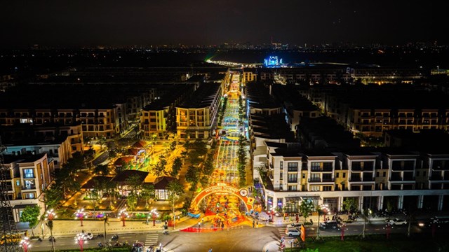 Thành phố Thiên niên kỷ T&T City Millennia bừng sáng trước đại nhạc hội - Ảnh 1 Thành phố Thiên niên kỷ T&T City Millennia bừng sáng trước đại nhạc hội - Ảnh 1