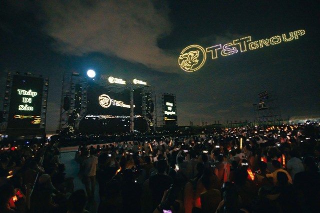 M&agrave;n tr&igrave;nh diễn drone &aacute;nh s&aacute;ng đầy cảm x&uacute;c tr&ecirc;n bầu trời Th&agrave;nh phố Thi&ecirc;n ni&ecirc;n kỷ T&T City Millennia &nbsp;