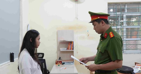 Bốn phụ nữ livestream nội dung khiêu dâm, thu hút 30.000 người xem