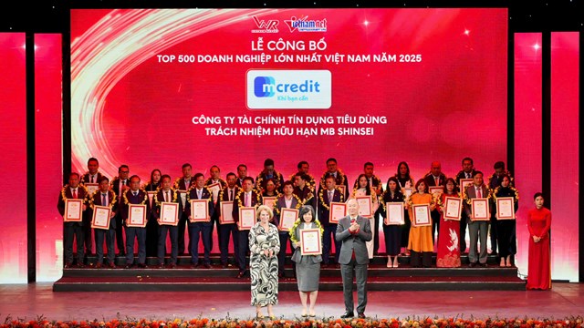 Mcredit ghi danh TOP 500 doanh nghiệp lớn nhất Việt Nam 2025 - Ảnh 1