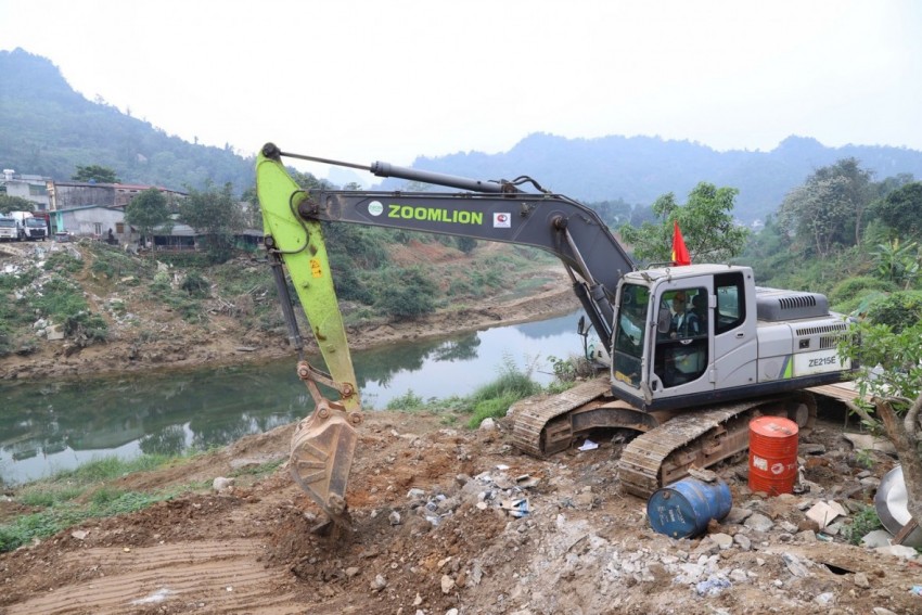Tuyên Quang khởi công xây dựng cầu cứng thay thế cầu treo bị lũ cuốn trôi Tuyên Quang khởi công xây dựng cầu cứng thay thế cầu treo bị lũ cuốn trôi