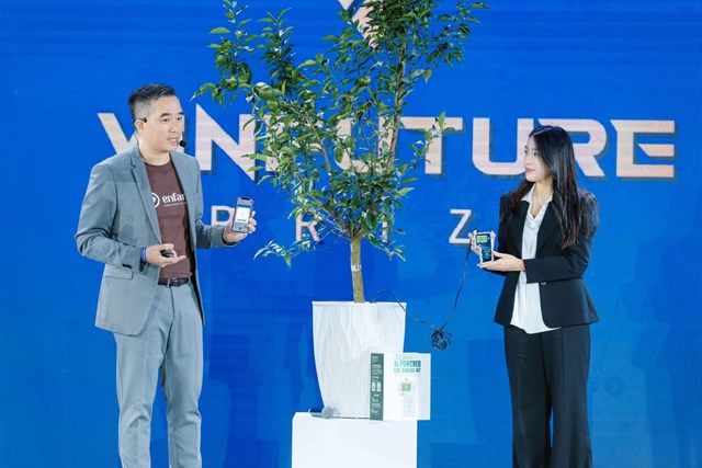 &Ocirc;ng Nguyễn Đỗ Dũng - CEO Enfarm giới thiệu về c&ocirc;ng cụ t&aacute;i tạo hữu &iacute;ch v&agrave; đầy đột ph&aacute; cho người n&ocirc;ng d&acirc;n &nbsp;