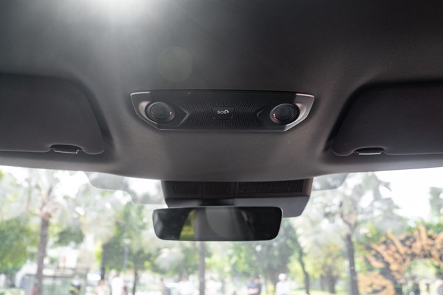 Chi tiết VinFast VF 7 Plus bản thương mại: Giá từ 999 triệu, đẹp như concept, nhiều công nghệ vượt phân khúc - Ảnh 29