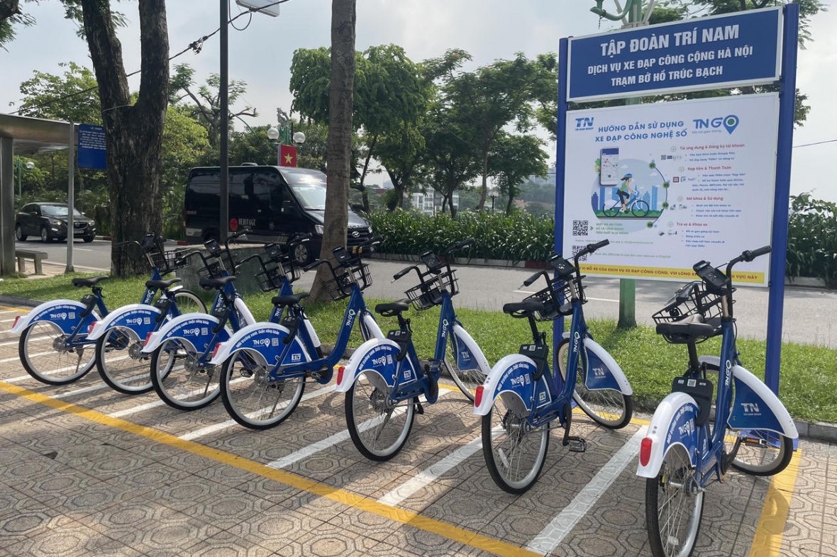 Sau hơn một năm triển khai, mô hình xe đạp công cộng tại Hà Nội bước đầu cho thấy hiệu quả tích cực. (Ảnh: Minh Trang)