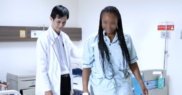 Du khách Mỹ đột quỵ khi tham quan địa đạo, hồi phục gần như hoàn toàn sau cấp cứu