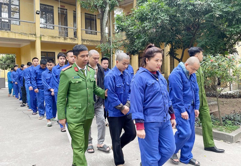 Các đối tượng bị bắt giữ. Các đối tượng bị bắt giữ.