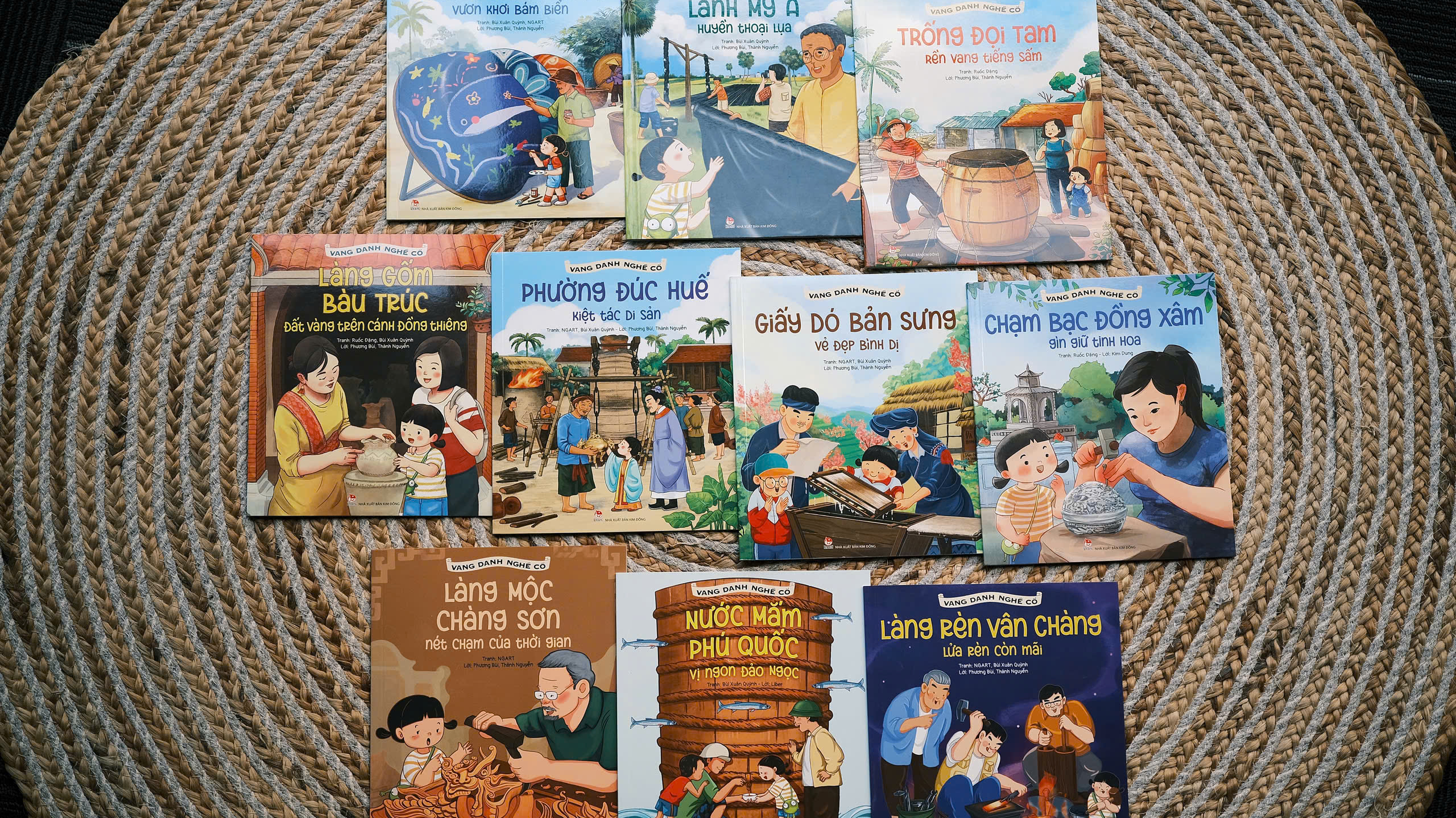 Ra mắt bộ sách “Vang danh nghề cổ - Khám phá những làng nghề thủ công truyền thống của Việt Nam”