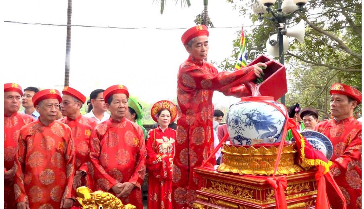 Lễ hội Đền Trần 2026: Trang trọng nghi lễ “Rước Nước, tế Cá” tri ân nguồn cội