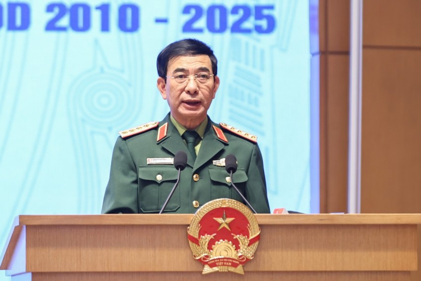 Thủ tướng yêu cầu làm sạch ô nhiễm bom mìn vào năm 2045