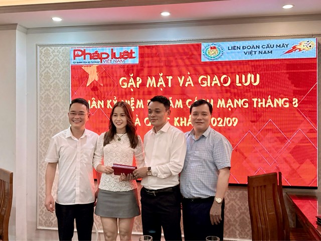 TS. Vũ Ho&agrave;i Nam &ndash; Tổng Bi&ecirc;n tập B&aacute;o Ph&aacute;p luật Việt Nam; B&agrave; Trần Thị Vui (HLV trưởng Đội tuyển nữ Cầu m&acirc;y Việt Nam); &Ocirc;ng Nguyễn Văn Hiều &ndash; Ph&oacute; Chủ tịch thường trực Li&ecirc;n đo&agrave;n Cầu m&acirc;y Việt Nam; Luật sư H&agrave; Trọng Đại &ndash; Gi&aacute;m đốc C&ocirc;ng ty Luật H&agrave; Trọng Đại v&agrave; Cộng sự.