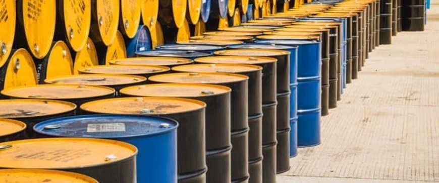 Giá xăng dầu hôm nay 26-12: Giá dầu đánh dấu tuần tăng 3%