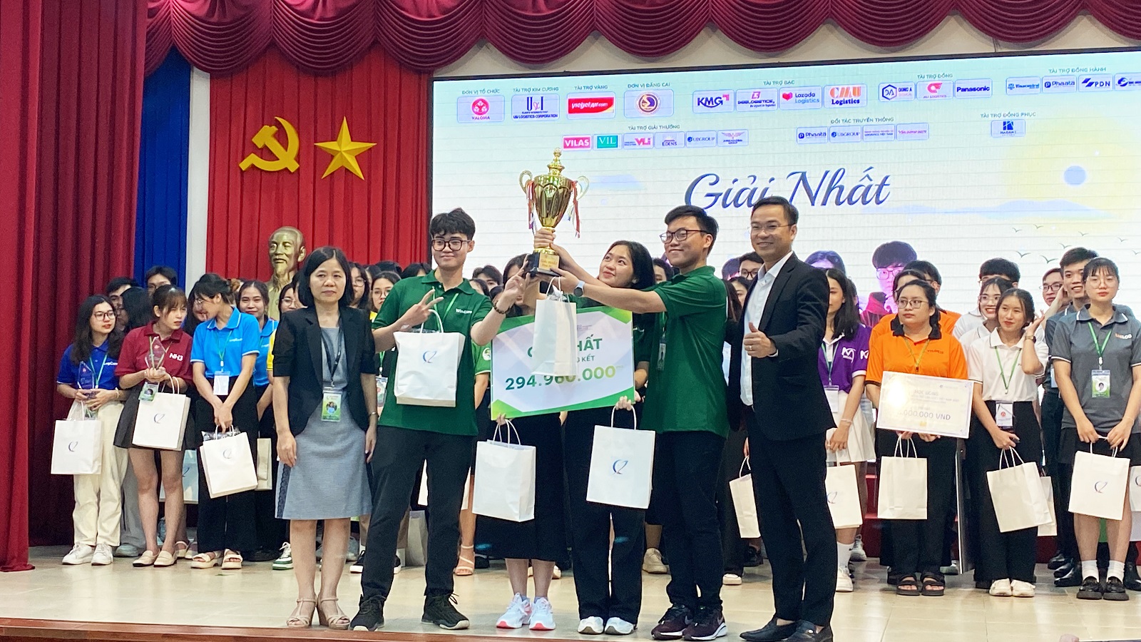 tài năng trẻ logistics