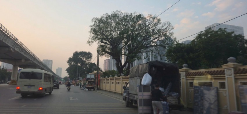 Lấn chiếm lòng đường, vỉa hè tại phường Phú Diễn: Bức xúc cộng đồng và nỗ lực lập lại trật tự đô thị của Hà Nội