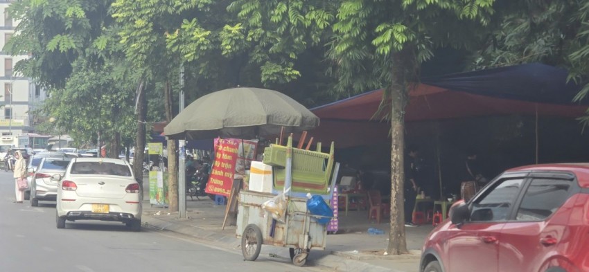 Lấn chiếm lòng đường, vỉa hè tại phường Phú Diễn: Bức xúc cộng đồng và nỗ lực lập lại trật tự đô thị của Hà Nội