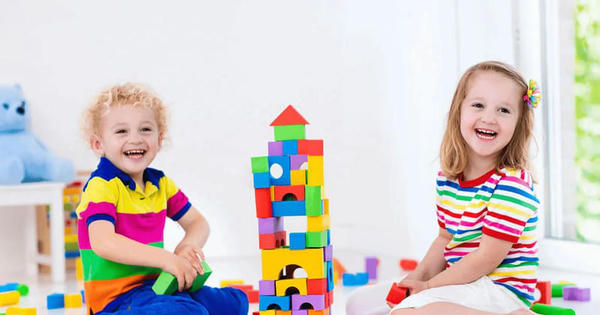 Đồ chơi trẻ em phải vượt qua những 