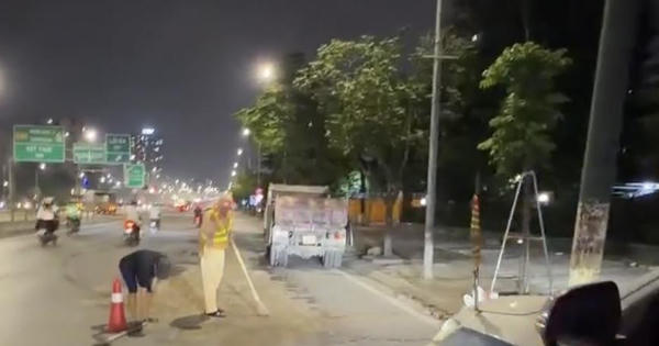 CSGT kịp thời xử lý vết dầu loang trong đêm