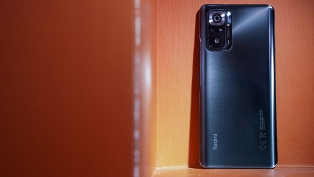 Xiaomi đ&atilde; th&ocirc;ng b&aacute;o sẽ tổ chức sự kiện giới thiệu mẫu&nbsp;Redmi Note 10 Pro&nbsp;tại thị trường Việt Nam v&agrave;o ng&agrave;y 16/3. Một số hệ thống b&aacute;n lẻ đ&atilde; đưa ra mức gi&aacute; dự kiến cho sản phẩm khoảng 7,7 triệu đồng v&agrave; sẽ mở b&aacute;n từ ng&agrave;y 17/3.