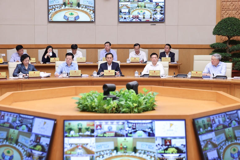 Thủ tướng: Kiên định mục tiêu tăng trưởng 2 con số; biến khó khăn, thách thức thành cơ hội tái cơ cấu nền kinh tế, nâng cao năng lực cạnh tranh- Ảnh 3.