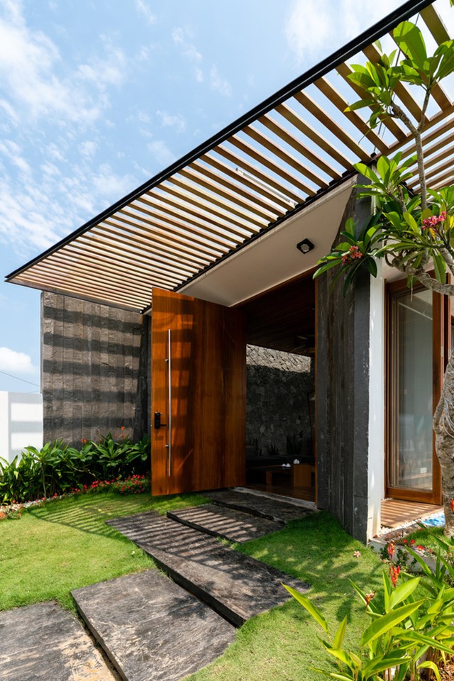 Điều n&agrave;y đ&atilde; tạo ra cho người d&acirc;n nơi đ&acirc;y &yacute; tưởng x&acirc;y dựng một ng&ocirc;i nh&agrave; c&oacute; thể th&iacute;ch ứng với mọi đặc điểm kh&iacute; hậu.