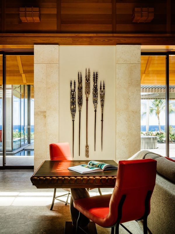 Hai gian kh&aacute;c c&oacute; hai ph&ograve;ng ngủ, hai ph&ograve;ng tắm v&agrave; hai ph&ograve;ng tắm ngo&agrave;i trời. Mỗi khu vực sinh hoạt đều c&oacute; ph&ograve;ng kh&aacute;ch ri&ecirc;ng. &ldquo;Điều ch&uacute;ng t&ocirc;i muốn l&agrave; sự linh hoạt