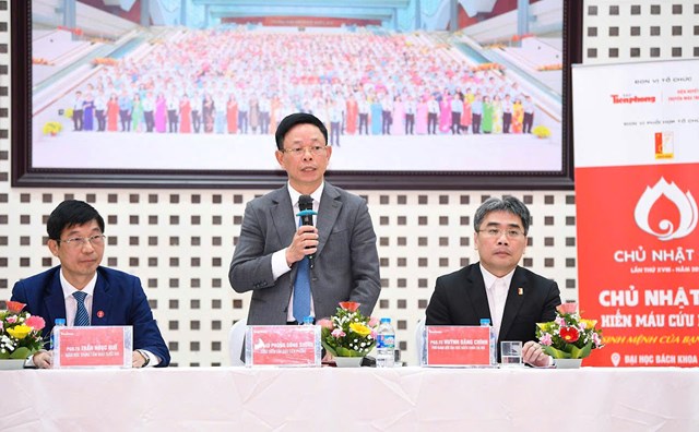 Nh&agrave; b&aacute;o Ph&ugrave;ng C&ocirc;ng Sưởng &ndash; Tổng Bi&ecirc;n tập B&aacute;o Tiền Phong; Trưởng Ban tổ chức Chủ Nhật Đỏ 2026 chia sẻ