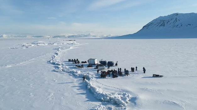 Chịu chơi cỡ đoàn làm phim Nhiệm Vụ: Bất Khả Thi - Nghiệp Báo Cuối Cùng: Quay phim dưới nền nhiệt -40 độ C!