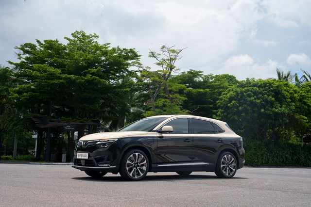 Phân khúc D-SUV ganh đua công nghệ, VinFast VF 8 nổi trội nhất nhờ nhiều tính năng chưa từng có - Ảnh 1