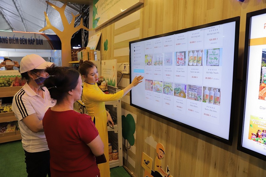 Các đơn hàng nông sản tươi được bày bán trong sự kiện Festival được giảm 50% cước vận chuyển