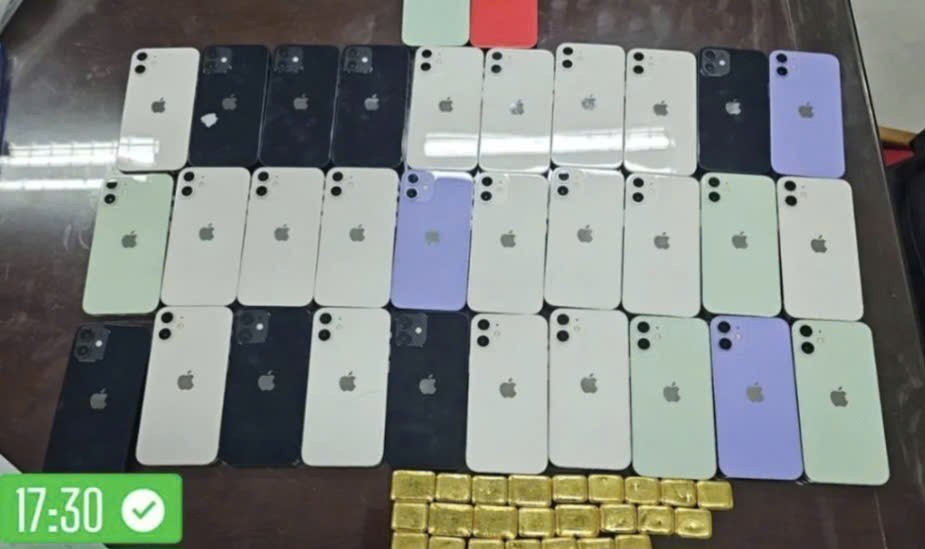 Tạm giữ lô hàng ký gửi chứa vàng và điện thoại tại Cảng Hàng không Cam Ranh