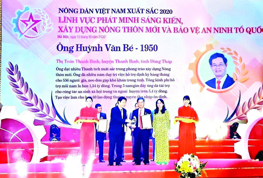 Doanh nhân Huỳnh Văn Bé - “Vua Muối sấy Việt Nam”  được vinh danh Nông dân Việt Nam xuất sắc