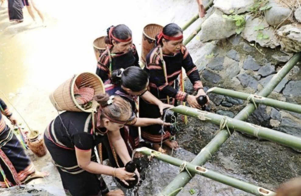 Tết Giọt nước của người Xơ Đăng: Nghi lễ thiêng liêng giữa đại ngàn Tây Nguyên