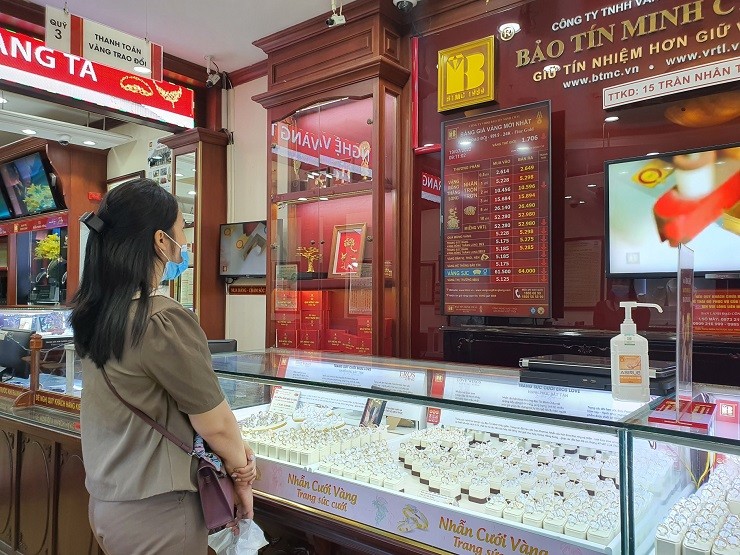 Giá vàng ngày 20/7 giao dịch ở mức 62,5 triệu đồng/lượng mua vào